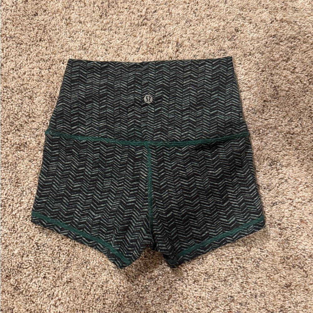 lululemon athletica Dark Green Patterned High Waist Shorts - Picture 2 of 2